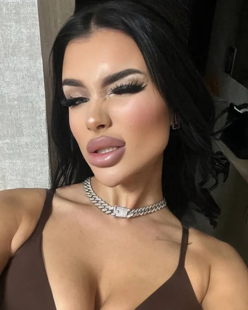 Pendik Escort Escort İlanı Berna - %100 Gerçek Fotoğraflı Randevu