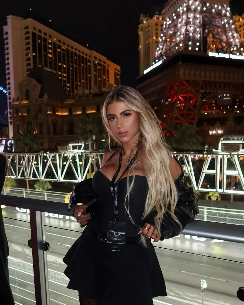 Pendik Escort Escort İlanı Ece - %100 Gerçek Kaporasız Buluşma